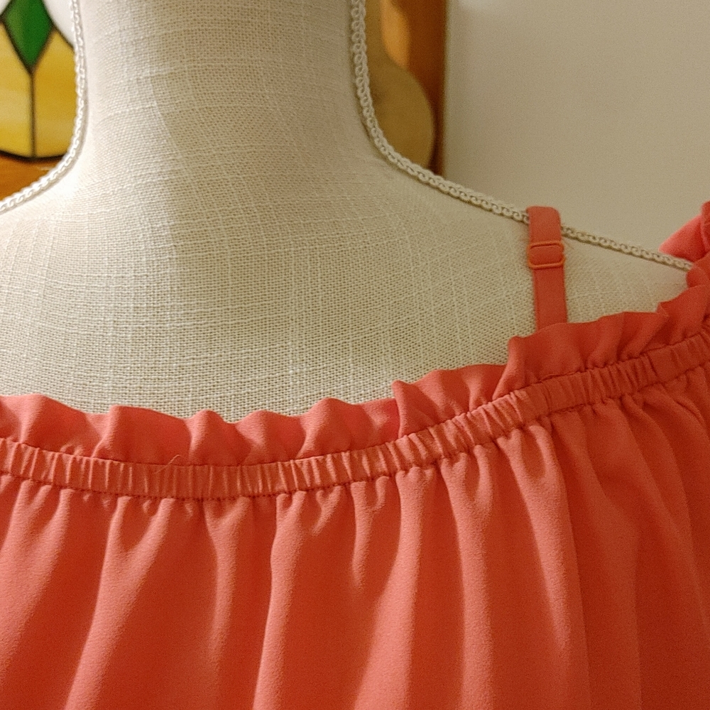 INC International Concepts Cold Shoulder Top - Picture 4 of 6